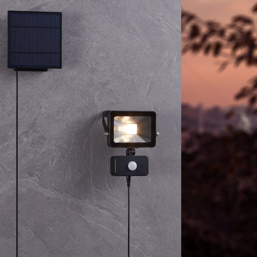Eglo - LED Saulės energijos prožektorius su jutiklliu 15xLED/0,03W/3,7V 2600 mAh IP44