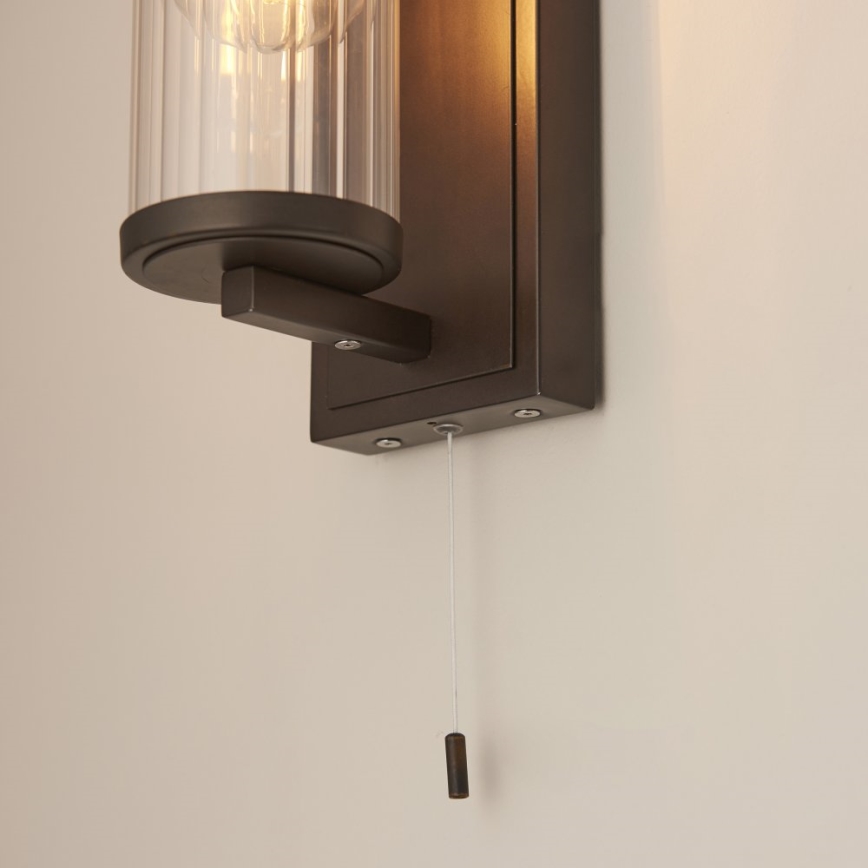 Endon 94077 - Sieninis vonios šviestuvas TAYLOR 1xE27/10W/230V IP44 ruda