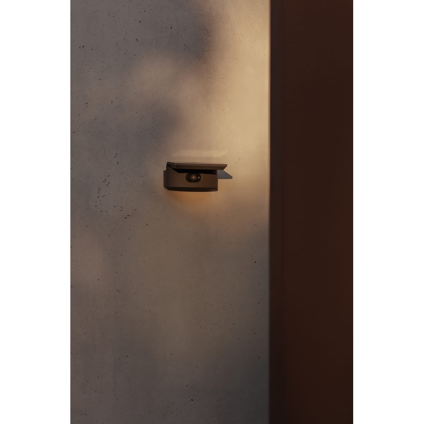 FARO 74456 - LED saulės sieninis šviestuvas su jutikliu LUMA LED/5W/3,7/230V IP65 antracitas
