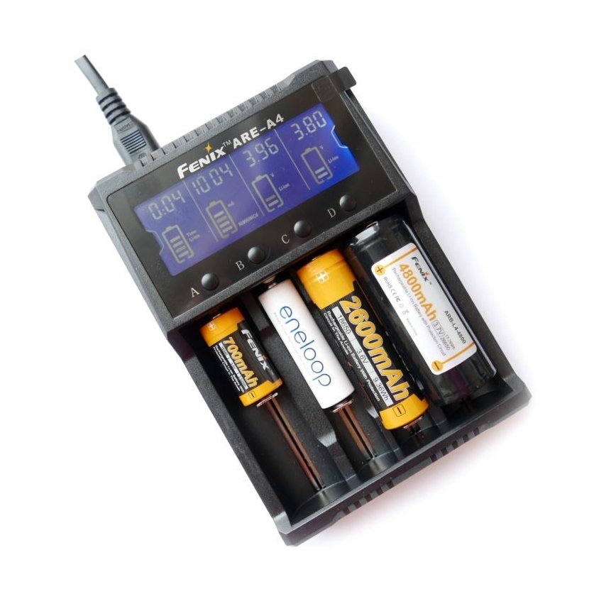 Fenix FENAREA4 - Akumuliatoriaus įkroviklis 4xLi-ion/AAA/AA/C 5V