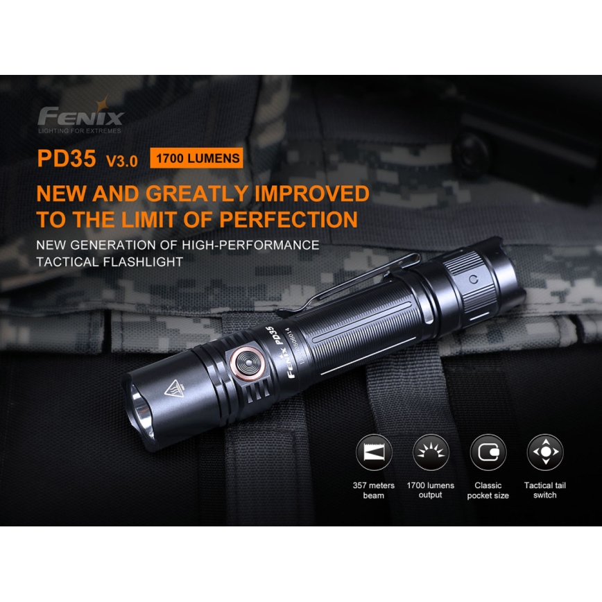 Fenix PD35V30 - LED pakraunamas žibintuvėlis LED/USB/2xCR123A IP68 1700 blizgus 230 h 2600 mAh