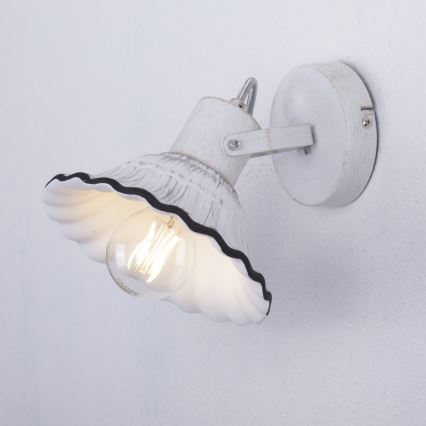 Globo - Sieninis akcentinis šiestuvas 1xE27/40W/230V