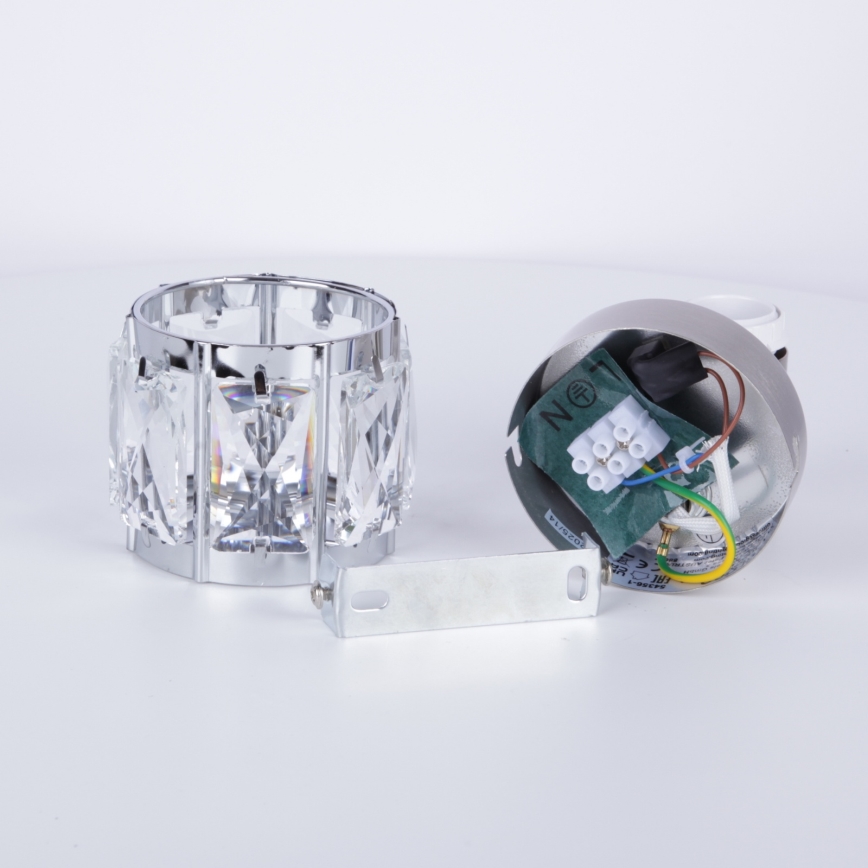 Globo - Sieninis kryptinis šviestuvas 1xE14/40W/230V