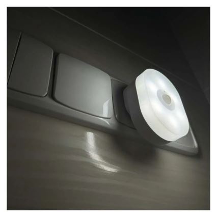 GoSmart Wi-Fi judesio jutiklis su naktine šviesa