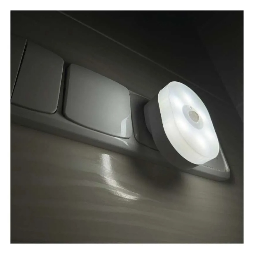 GoSmart Wi-Fi judesio jutiklis su naktine šviesa