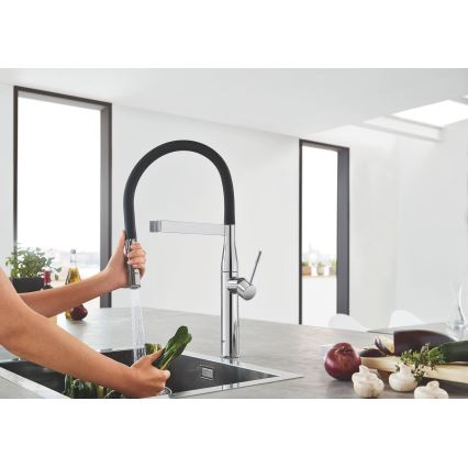 GROHE 30294000 - Kriauklės maišytuvas ESSENCE 530 mm blizgus chromas