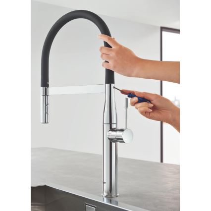 GROHE 30294000 - Kriauklės maišytuvas ESSENCE 530 mm blizgus chromas