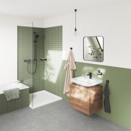 GROHE 411062430 - Kampinė dušo lentyna ESSENTIALS 250 × 250 mm juoda