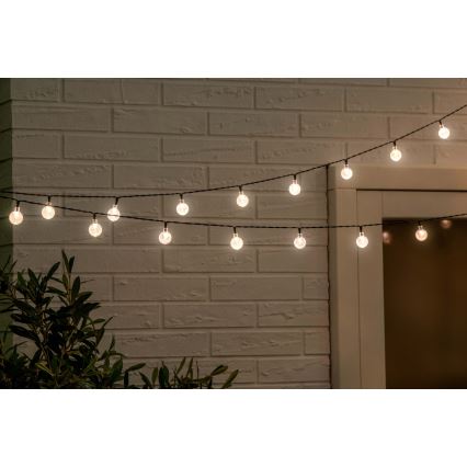 Grundig - LED reguliuojamo ryškumo saulės girlianda, 50 LED / 8 funkcijos, 9,35 m, šiltai balta, 1200 mAh, IP44 + nuotolinio valdymo pultelis