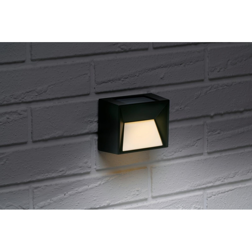 Grundig - LED saulės sieninis šviestuvas LED/3,7V 500 mAh IP44