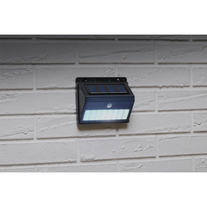 Grundig - LED saulės sieninis šviestuvas su jutikliu LED/1,2V 600 mAh IP44