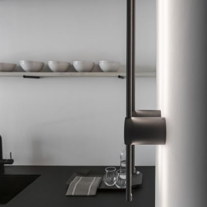 Ideal Lux - LED sieninis šviestuvas ESSENCE LED/12W/230V 3000K 70 cm CRI 90 juoda