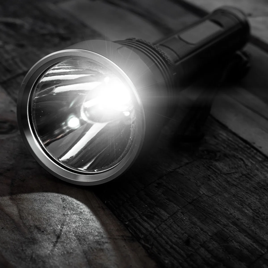LED Reguliuojamas įkraunamas žibintuvėlis LED/20W/5V IPX5 1570 lm 8400 mAh
