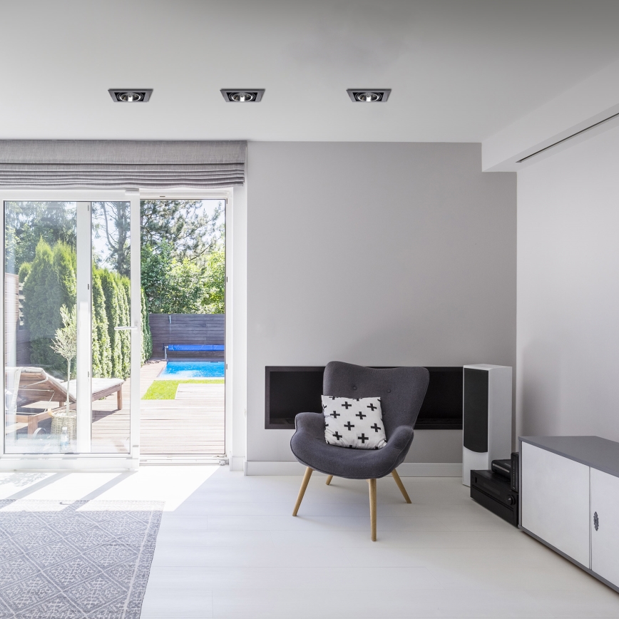 Įleidžiamas šviestuvas PLAZA AR111 1xGU10/12W/230V juoda