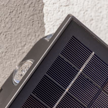 LED Saulės energijos sieninis šviestuvas su jutikliu LED/2W/5V IP54
