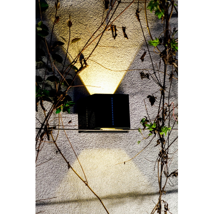 LED Saulės sieninis šviestuvas su jutikliu LED/2W/5V IP54 1300 mAh