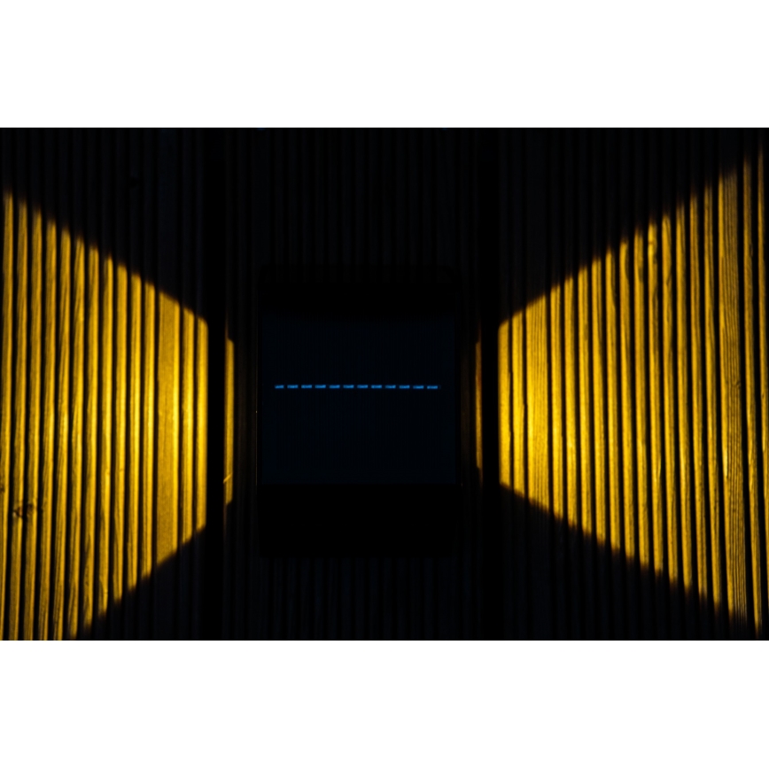 LED Saulės sieninis šviestuvas su jutikliu LED/2W/5V IP54 1300 mAh