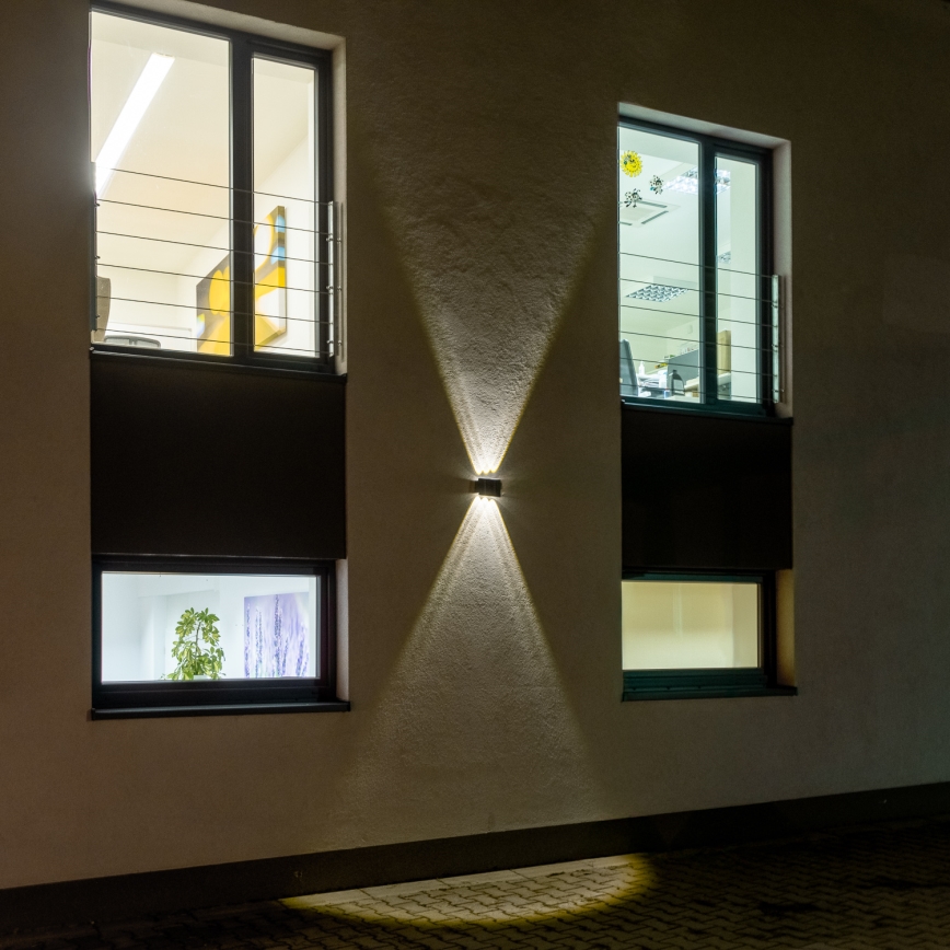 LED saulės energijos sieninis šviestuvas su jutikliu LED/2W/5V IP54