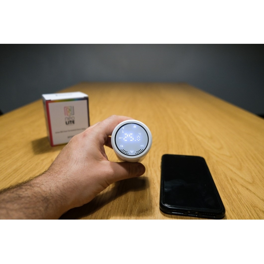Immax NEO 07732C- RINKINYS 4x Termostatinė galvutė + BRIDGE PRO v3 2xAA/3V Wi-Fi Tuya