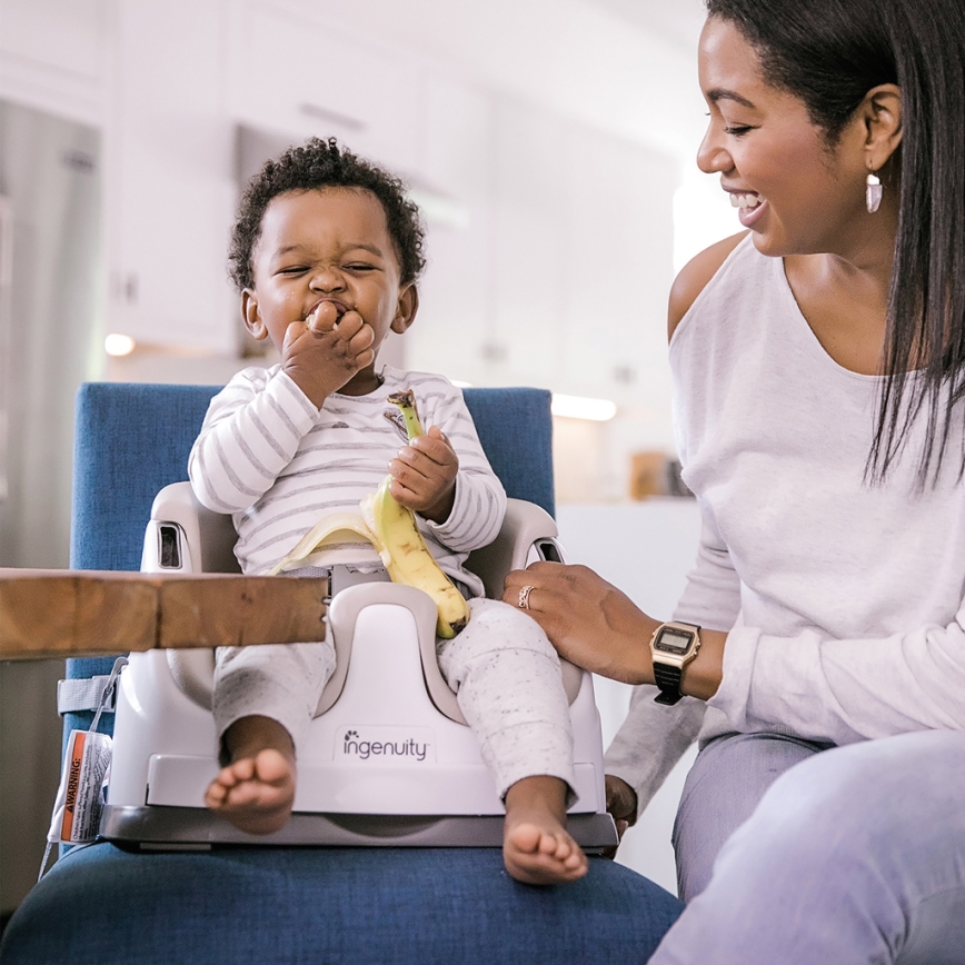 Ingenuity - Booster seat 2in1 BABY BASE smėlio spalva