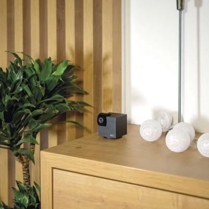 Išmanus patalpose swivel Kamera su judesio jutikliu GoSmart 5V Wi-Fi Tuya juoda