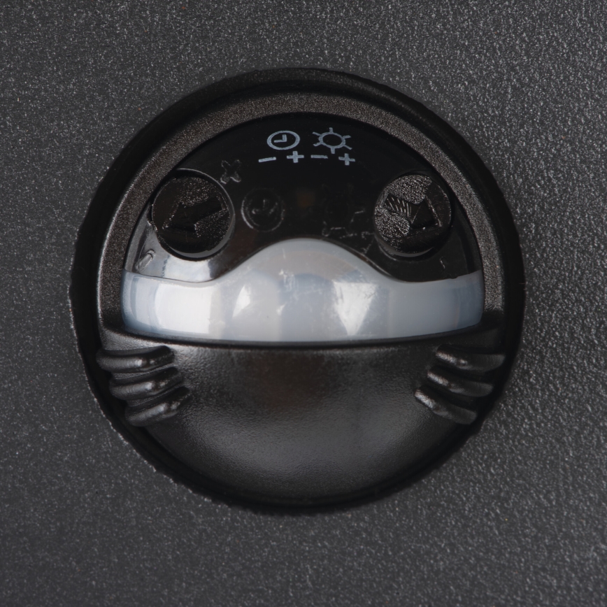 LED lauko sieninis šviestuvas su judesio ir sutemų jutikliu REKA LED/7W/230V IP54 antracitas kvadratinis