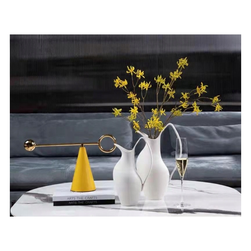 Keraminė balta vaza, 33x17x19 cm