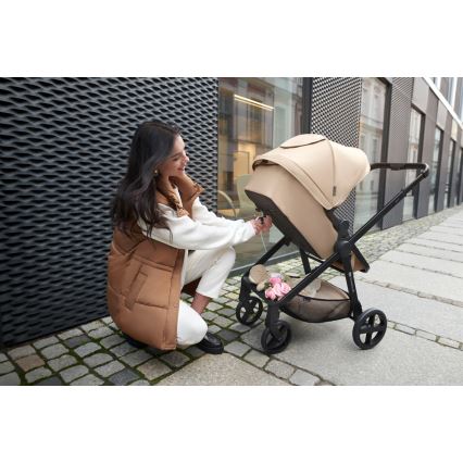 KINDERKRAFT - Kombinuotas vežimėlis 3in1 NEWLY Sand smėlio spalva + automobilio sėdynė MINK PRO