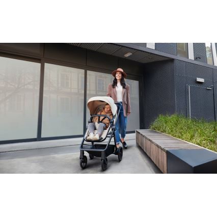 KINDERKRAFT - Kombinuotas vežimėlis 3in1 NEWLY Sand smėlio spalva + automobilio sėdynė MINK PRO