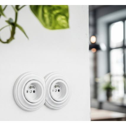 Kliklap - dviguba retro rozetė su rėmeliu, 230 V, sniego baltos spalvos