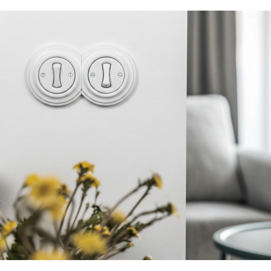 Kliklap - Dvigubas retro vienpolinis jungiklis su rėmeliu Nr. 1 sniego balta