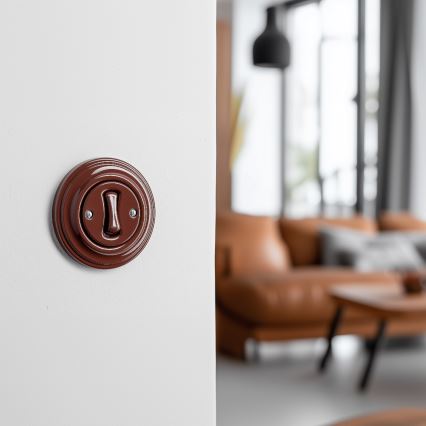 Kliklap – retro laiptų jungiklis su Nr. 6 rudos spalvos rėmeliu