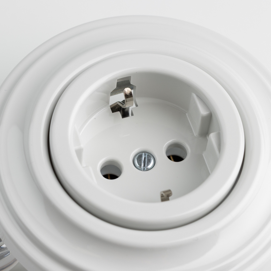 Kliklap - Retro sieninė SCHUKO rozetė su rėmeliu 230V/16A sniego balta