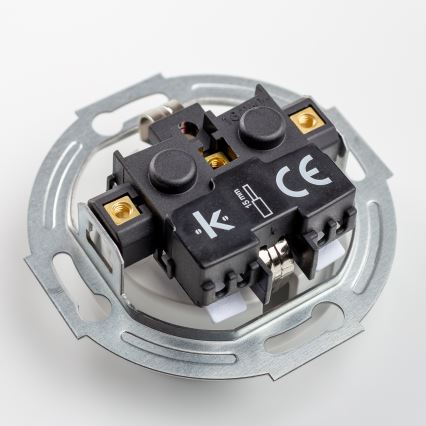 Kliklap - trigubas retro namų SCHUKO lizdas su rėmeliu, 230 V, sniego baltumo