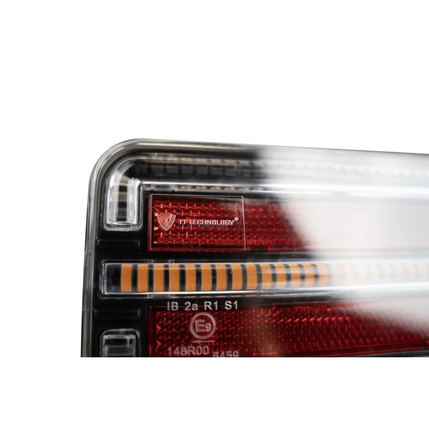 KOMPLEKTAS 2x LED Belaidis automobilio žibintas LED/12-24V Wi-Fi IP67