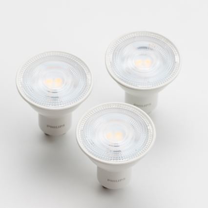 KOMPLEKTAS 3x LED elektros lemputė Philips GU10/4,7W/230V 2700K
