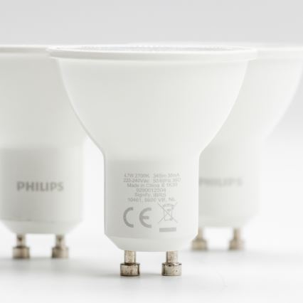 KOMPLEKTAS 3x LED elektros lemputė Philips GU10/4,7W/230V 2700K