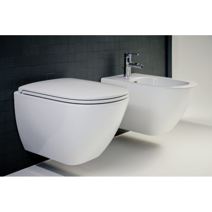 LAUFEN H8200804000001 - Pakabinamas tualetas LUA keramika/balta