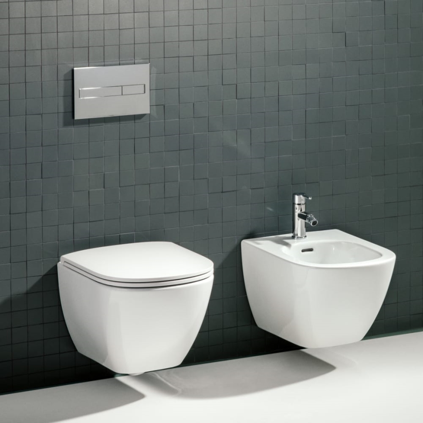 LAUFEN H8300810003021 - Pakabinama bidė LUA keramika/balta