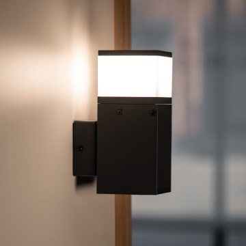 Lauko sieninis šviestuvas su lizdu DASTEN 1xG9/11W/230V IP44 juoda