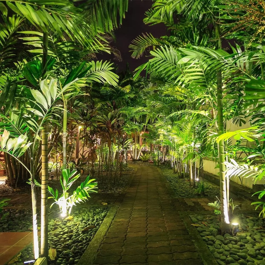 Lauko šviestuvas 1xGU10/35W/230V IP44