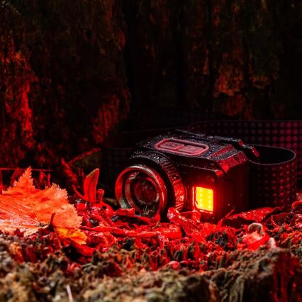 LED Pritemdomas įkraunamas galvos žibintas su jutikliu ir raudonas šviestuvas LED/6W/5V/3xAAA IP44 500 blizgus 1200 mAh