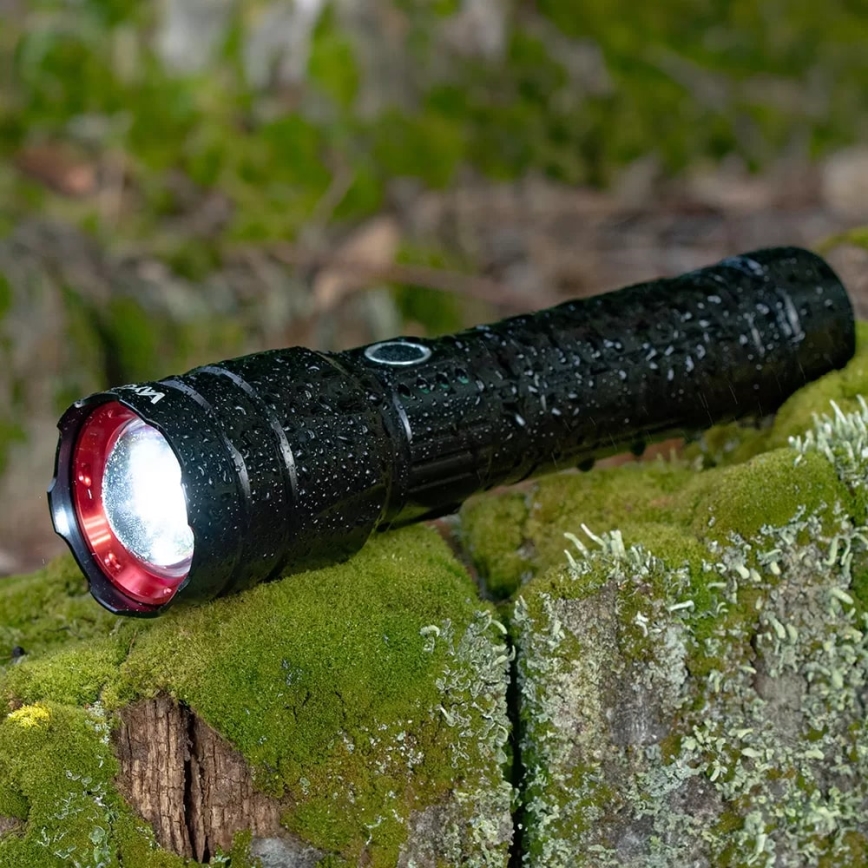 LED Pritemdomas įkraunamas žibintuvėlis su maitinimo bloku funkcija LED/30W/5V IPX5 1060 blizgus 5000 mAh