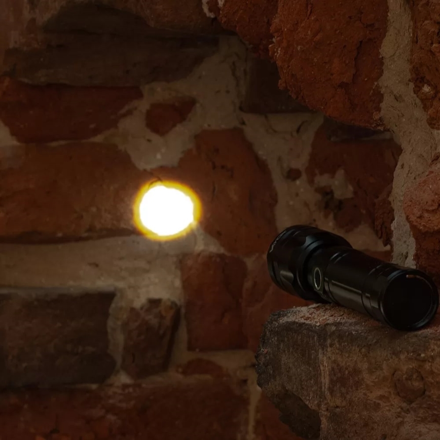 LED Pritemdomas įkraunamas žibintuvėlis su maitinimo bloku funkcija LED/30W/5V IPX5 1060 blizgus 5000 mAh