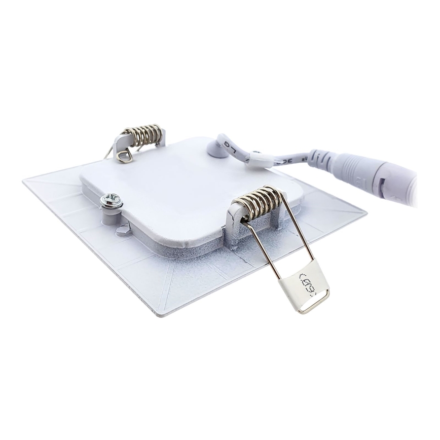 LED įleidžiamas lubinis šviestuvas QTEC LED/3W/230V 6500K 8,3x8,3 cm