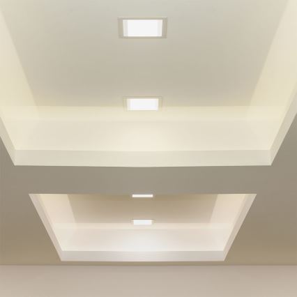LED įleidžiamas lubinis šviestuvas SAMSUNG CHIP LED/24W/230V 3000K 29,5x29,5 cm balta