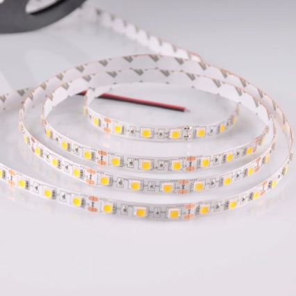 LED juosta 5m LED/45W/12V IP65 balta