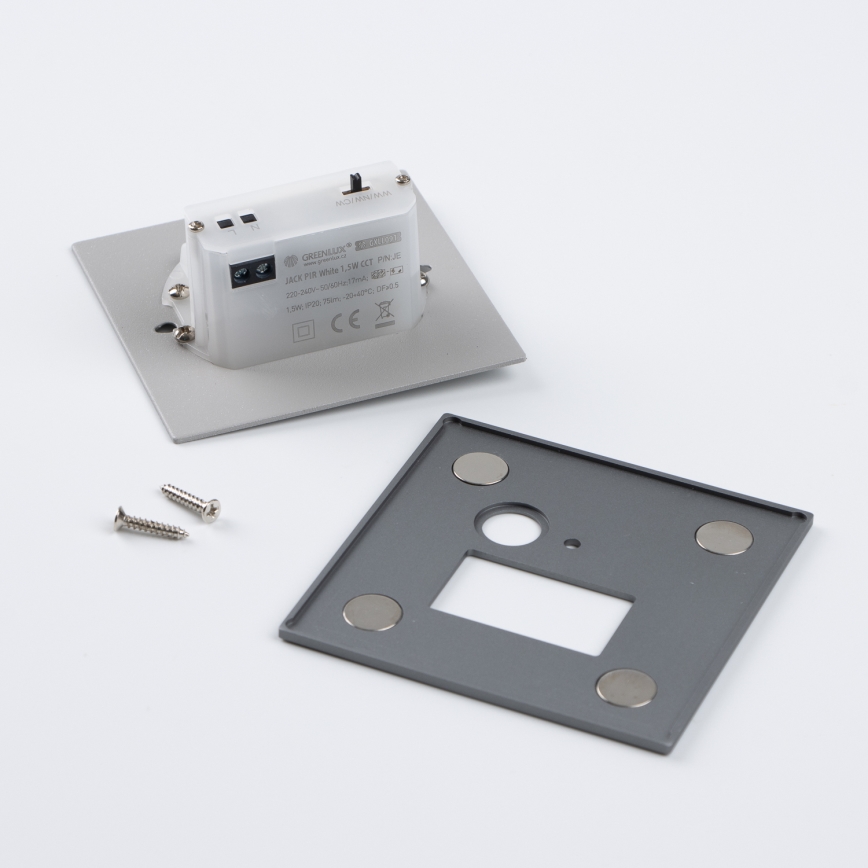 LED laiptų šviestuvas su judesio ir sutemų davikliu LED/1,5W/230V 3000/4000/6000K sidabrinės spalvos