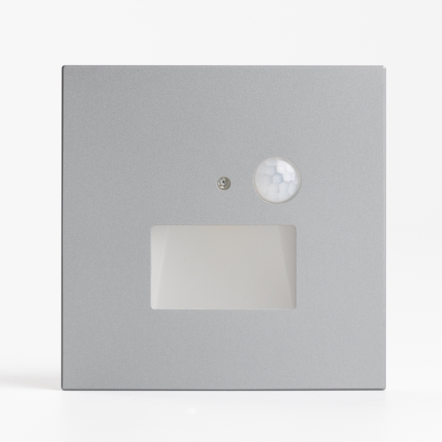 LED laiptų šviestuvas su judesio ir sutemų jutikliu LED/1,5W/230V 3000/4000/6500K sidabro spalvos