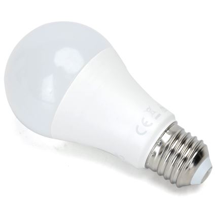 LED lemputė su sutemų jutikliu A60 E27/12W/230V 3000K - Aigostar